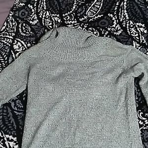 Cowlick neck sweater